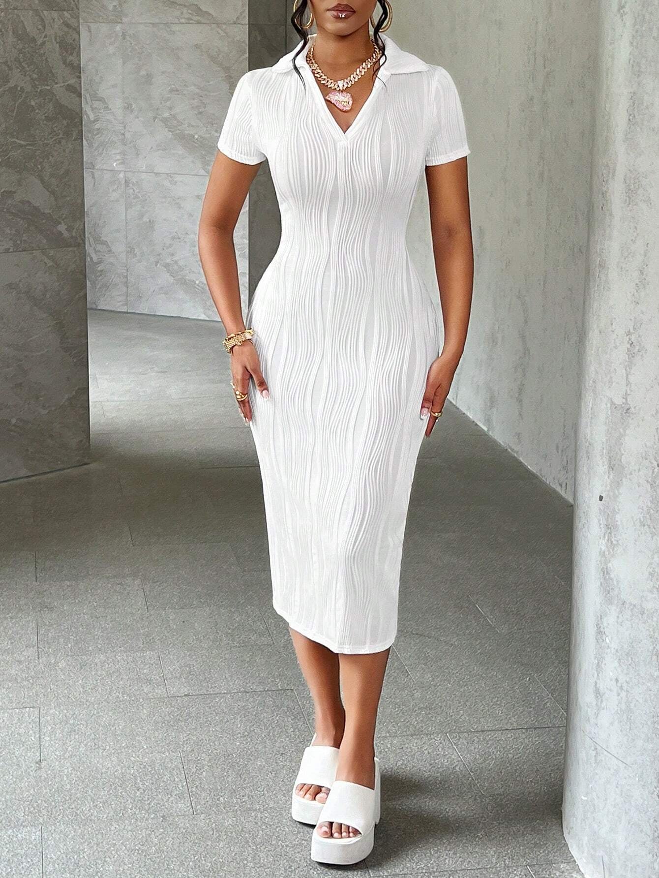 Slaydiva Summer Casual Elegant Simple Basic Model New Lapel V-Neck Short-Sleeved Slim Long Skirt White Wavy Knitted Fabric Women'S Dress,White Graduation Dress,Summer Dresses for Women